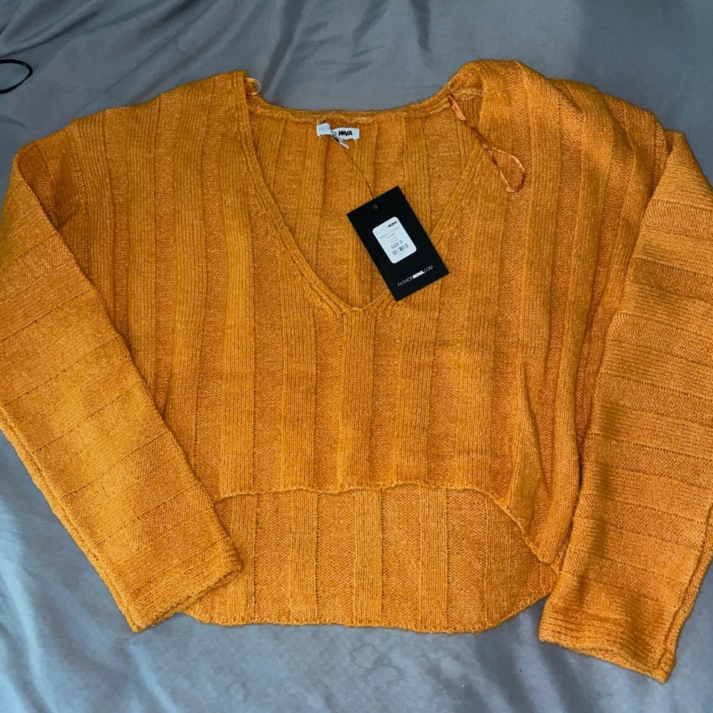Fashion Nova Cropped Sweater S